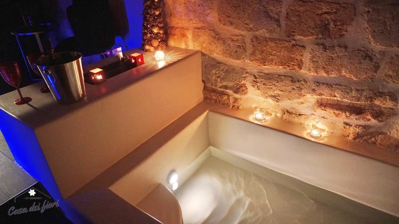 My Monopoli -Casa Dei Fiori Suite "Tulipano Nero" Centro Storico Kültér fotó